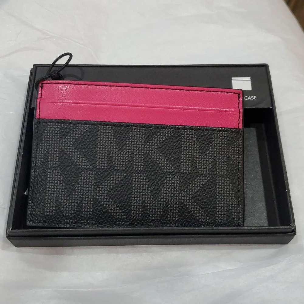 Michael Michael kors‎ black monogram pink dragonfruit trim jet set card case new